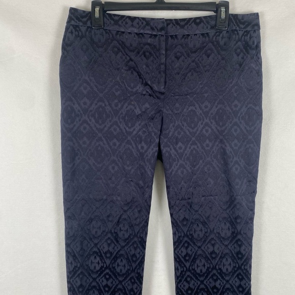 Chico's | Women's Size 0.5 | Navy Blue w/ Shimmer Design Cropped Ankle Pants | - Picture 3 of 7